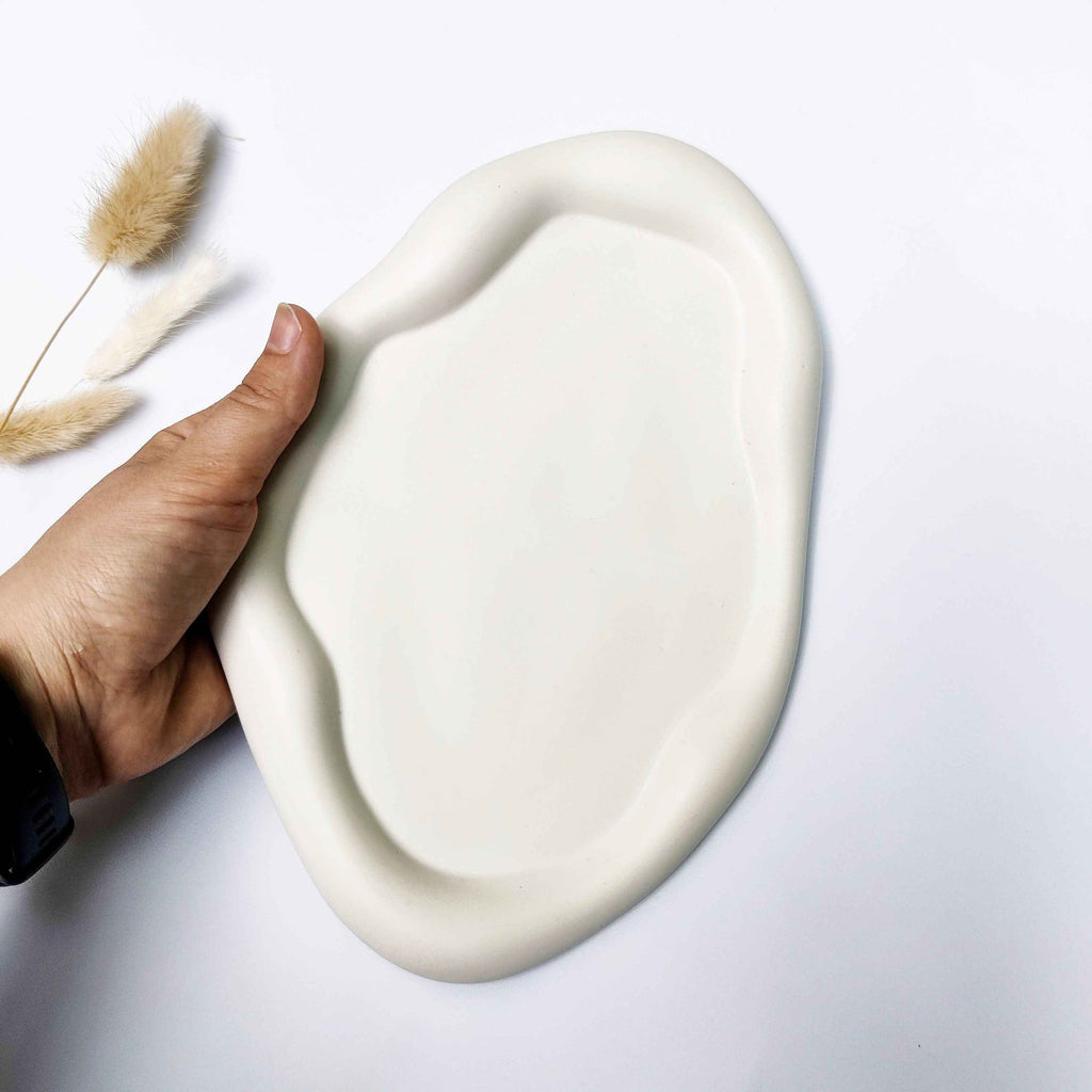 Wavy cloud decorative tray