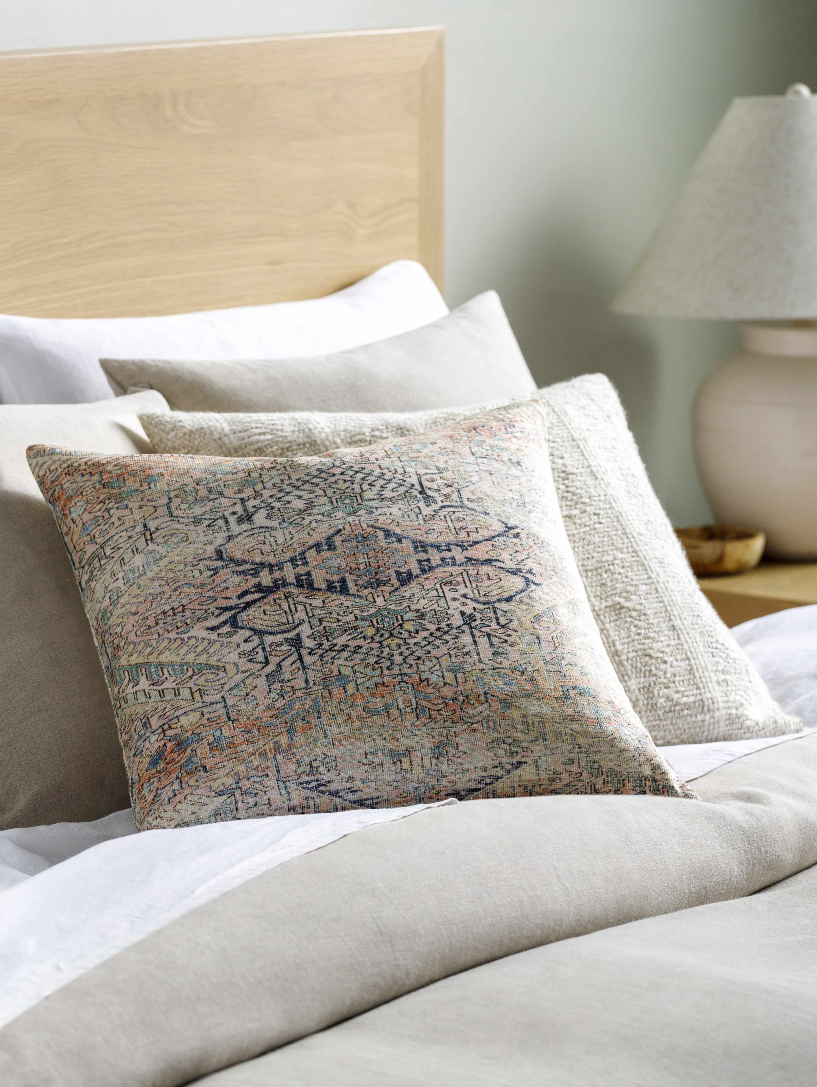 Bedagi Outdoor Throw Pillows-4