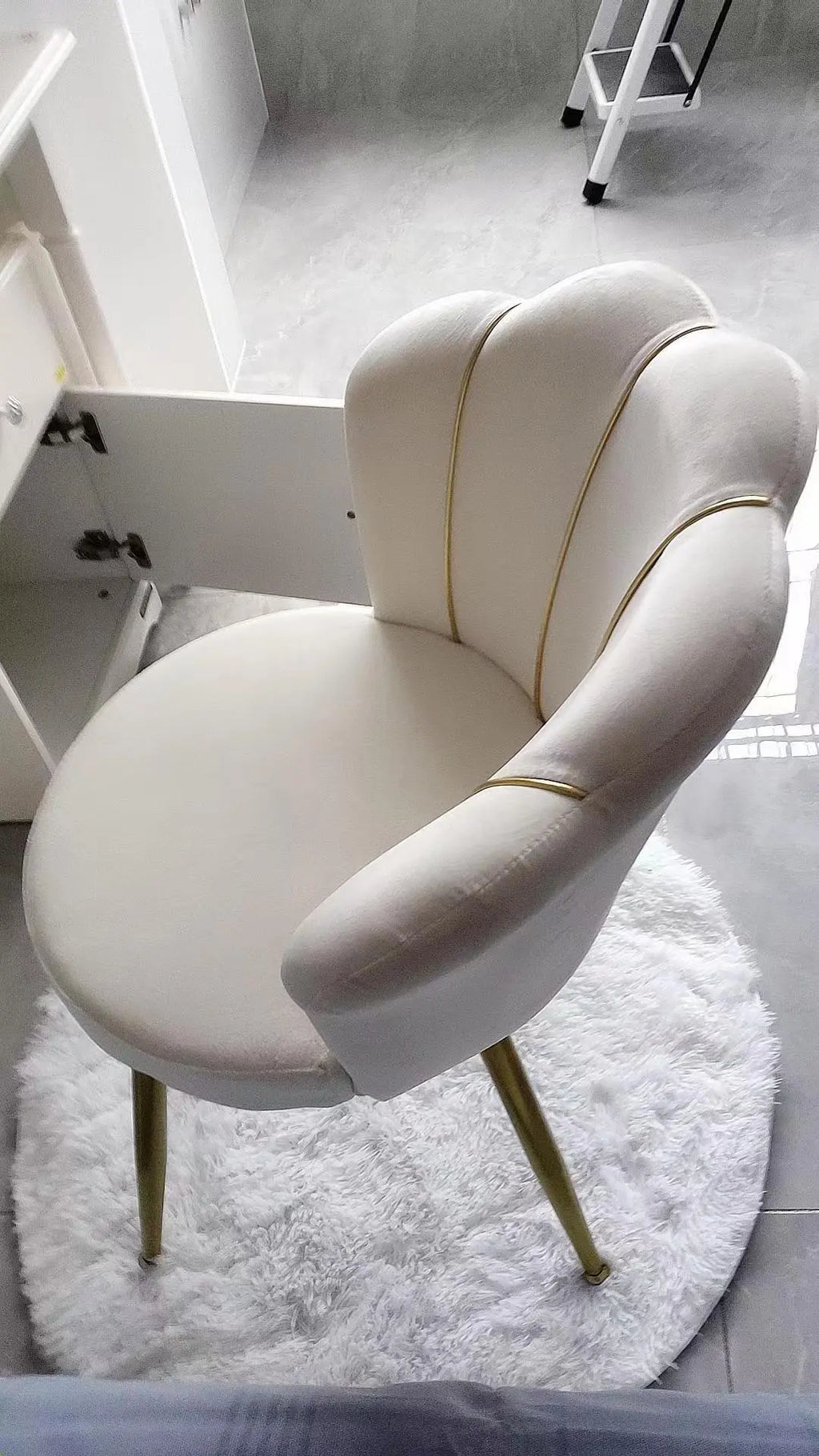 Modern Nordic Velvet Dressing Chair
