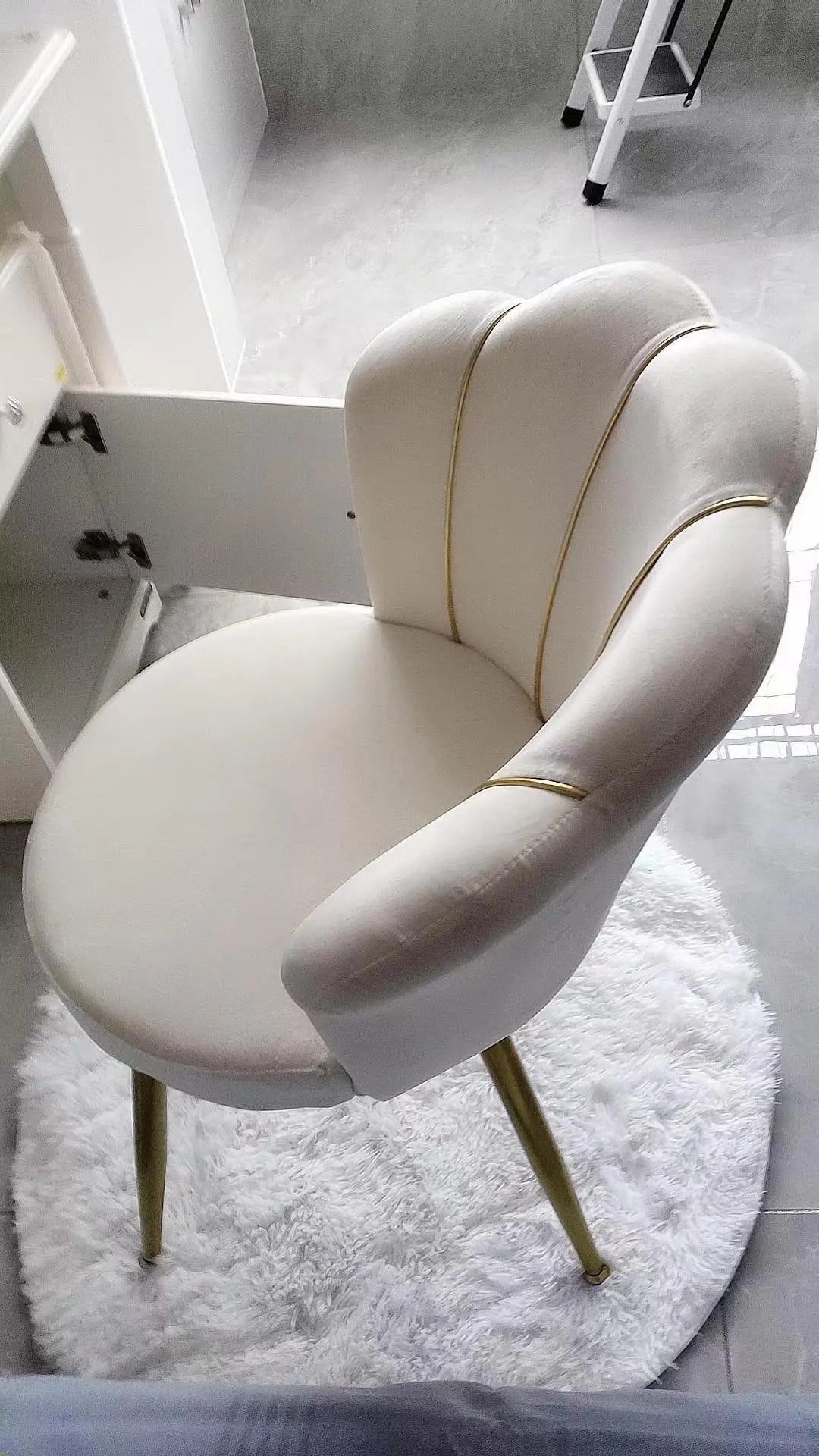 Modern Nordic Velvet Dressing Chair