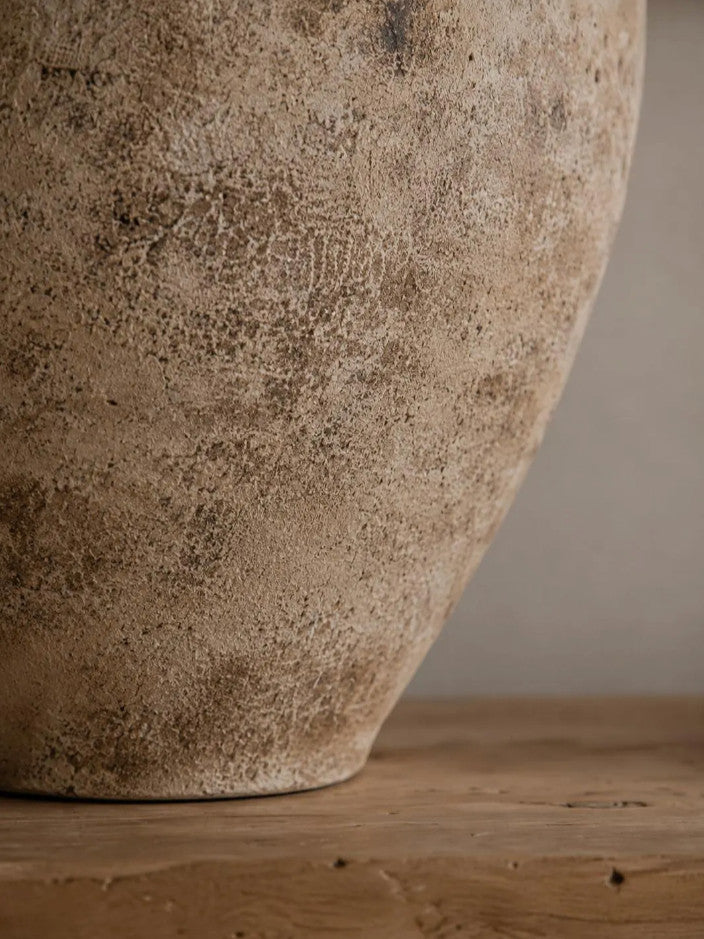 Ruina Serena Decorative ceramic vase