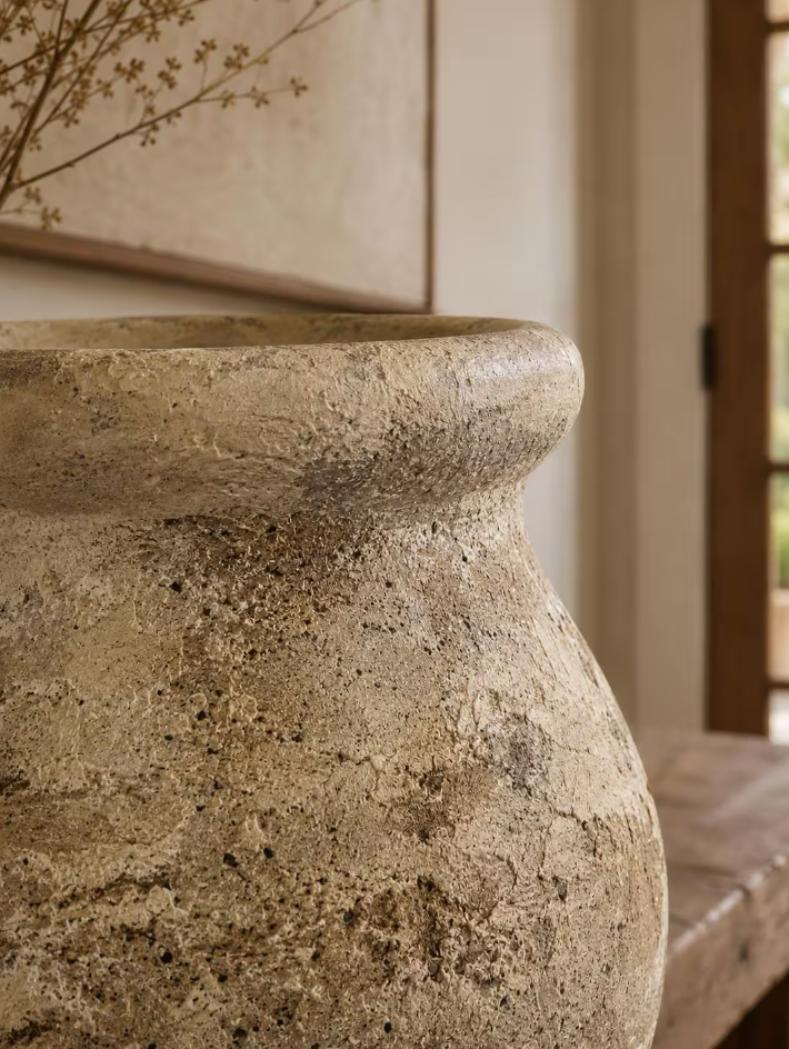 Ruina Serena Decorative ceramic vase