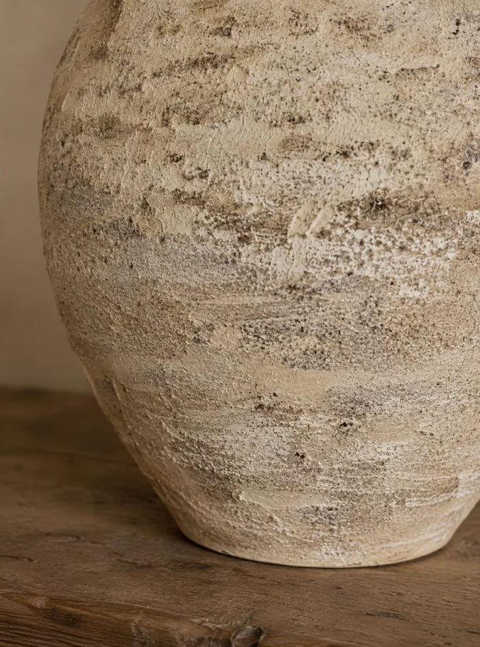 Ruina Serena Decorative ceramic vase